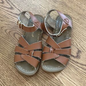 Salt Water Sandals by Hoy size 12